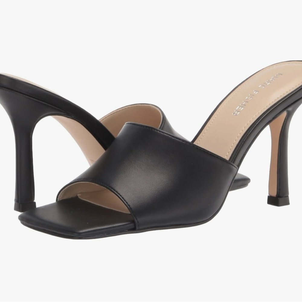 Marc Fisher Women's Danria Heeled Sandal. Size 7.5